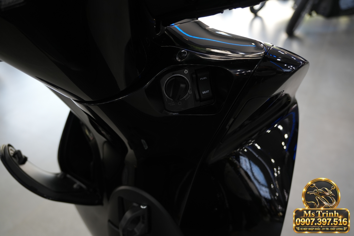 Honda SH150i Ý đen bóng 2027 tại Lâm Đồng - Sơn bóng lịch sự, tiện ích cho mỗi ngày