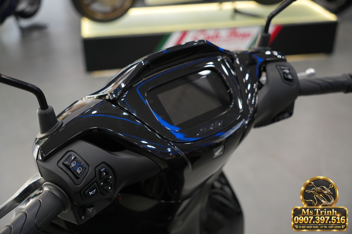 Honda SH150i Ý đen bóng 2027 tại Lâm Đồng - Sơn bóng lịch sự, tiện ích cho mỗi ngày