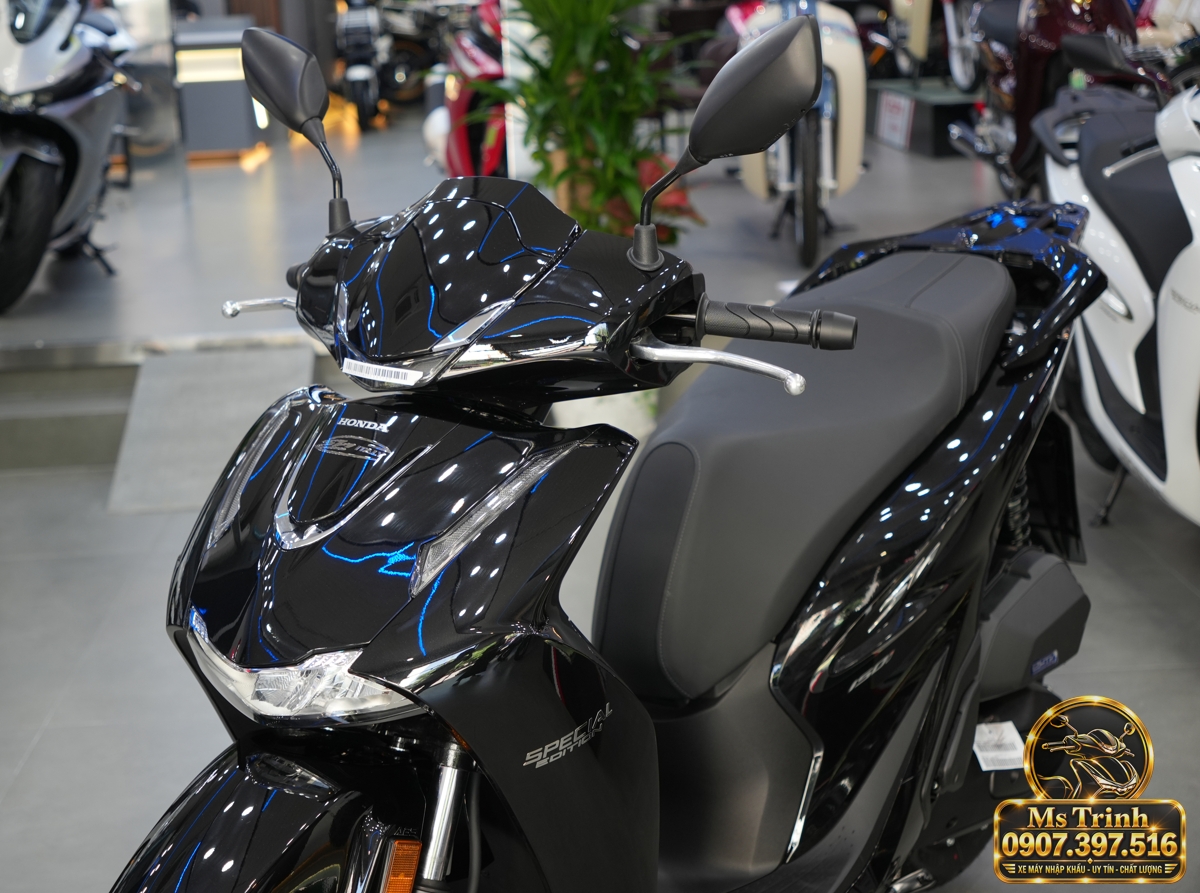 Honda SH150i Ý đen bóng 2027 tại Lâm Đồng - Sơn bóng lịch sự, tiện ích cho mỗi ngày