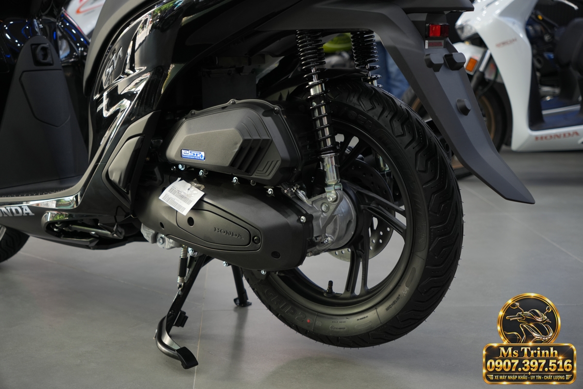 Honda SH150i Ý đen bóng 2027 tại Lâm Đồng - Sơn bóng lịch sự, tiện ích cho mỗi ngày