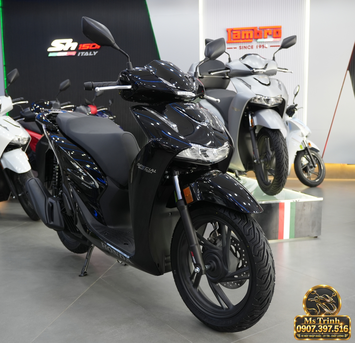 Honda SH150i Ý đen bóng 2027 tại Lâm Đồng - Sơn bóng lịch sự, tiện ích cho mỗi ngày