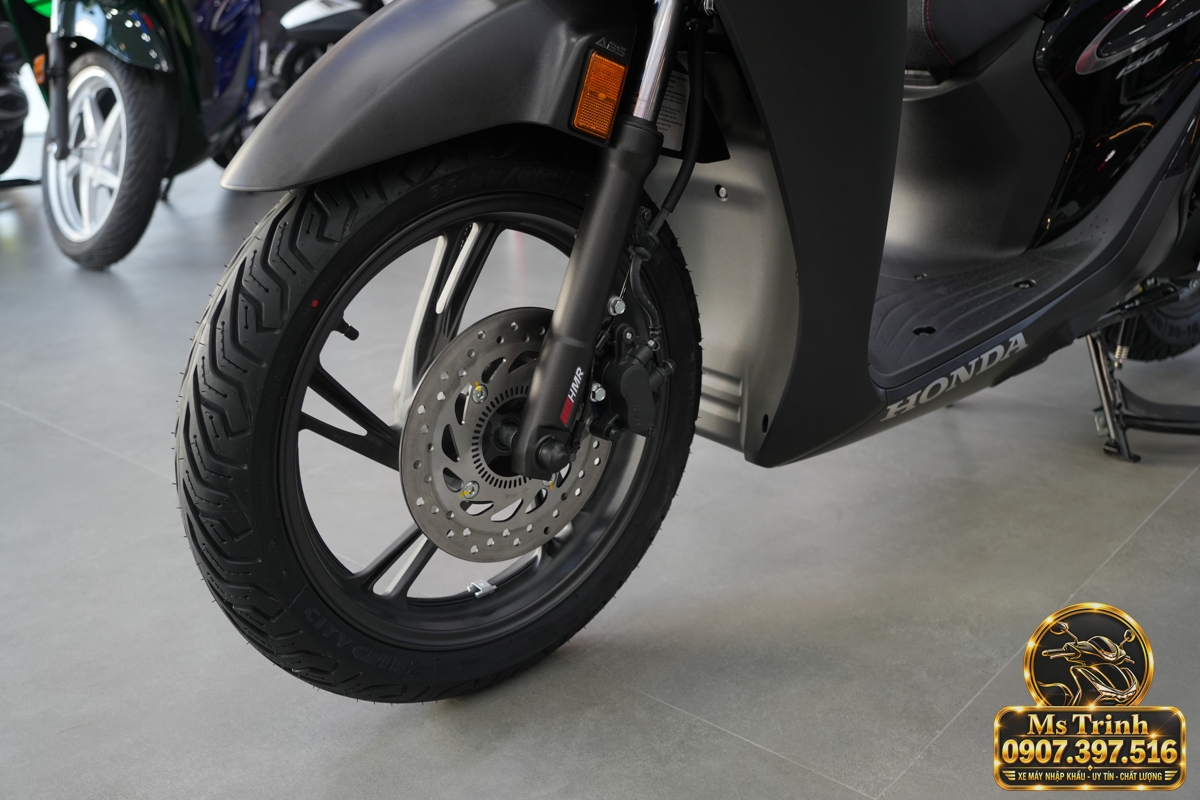 Honda SH150i Ý đen nhám 2027 tại Lâm Đồng sắc đen lịch lãm giá tốt, chính ngạch