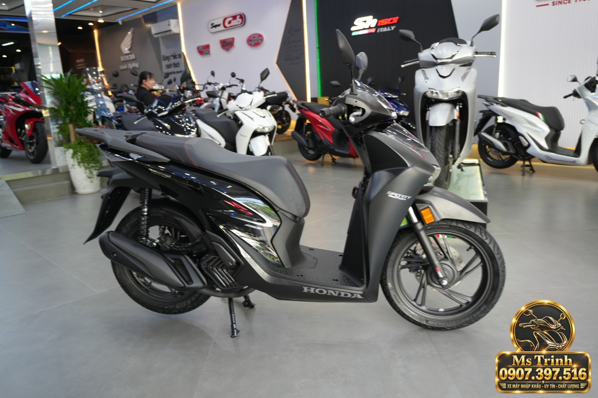 Honda SH150i Ý đen nhám 2027 tại Lâm Đồng sắc đen lịch lãm giá tốt, chính ngạch