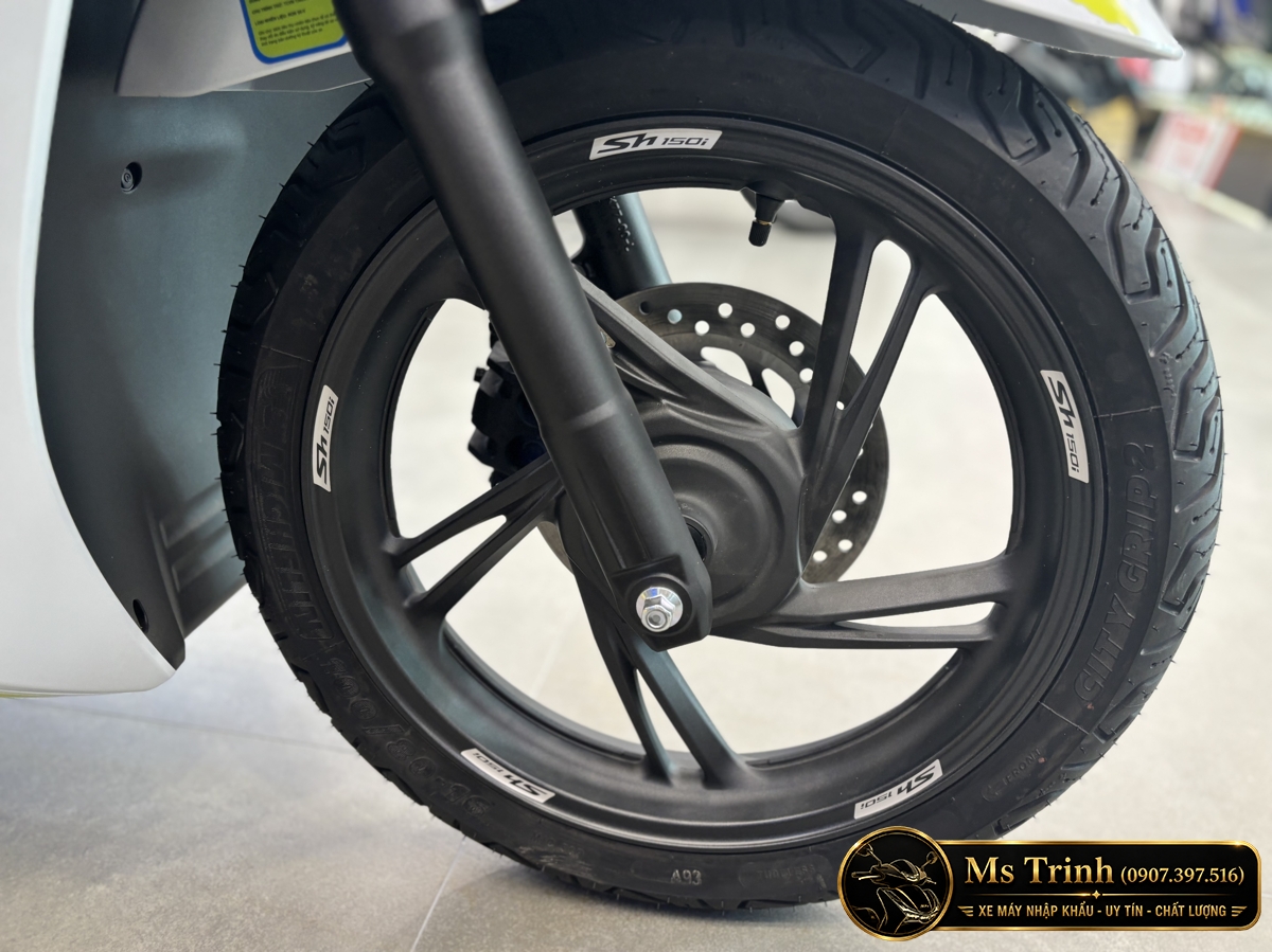 Honda SH150 Ý Malossi 2026 tại Lâm Đồng - Tem custom thể thao, dáng SH thanh lịch