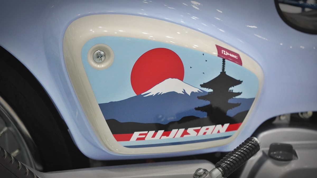 Honda Cub 110 Fujisan bản giới hạn tại Lâm Đồng - Thiết kế đậm chất Nhật Bản