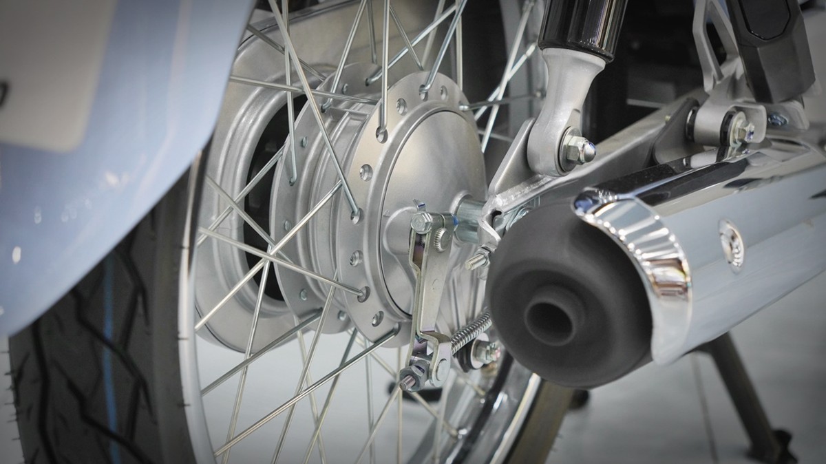 Honda Cub 110 Fujisan bản giới hạn tại Lâm Đồng - Thiết kế đậm chất Nhật Bản