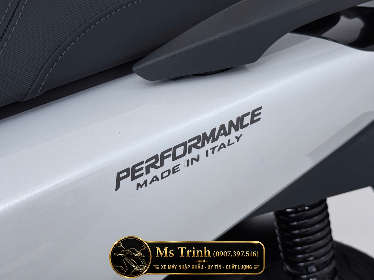 Honda SH150i Special Edition Standard nhập HMR Ý màu trắng tại Lâm Đồng: Giá trị nằm trong từng chi tiết nguyên bản