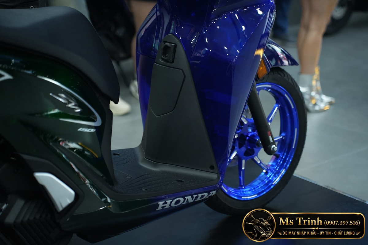 Honda SH150i Vetro Sapphire - Green tại Lâm Đồng: SH Ý 2 trong 1 giới hạn 200 xe