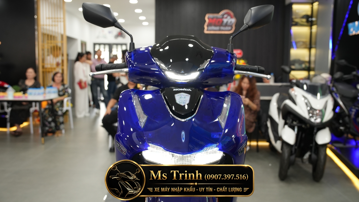 Honda SH150i Vetro Sapphire - Green tại Lâm Đồng: SH Ý 2 trong 1 giới hạn 200 xe