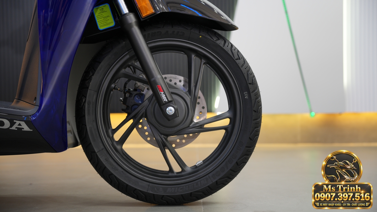 Honda SH150 Vetro Blue 2027 tại Lâm Đồng - Xanh Sapphire trong suốt, nhập Ý sang trọng