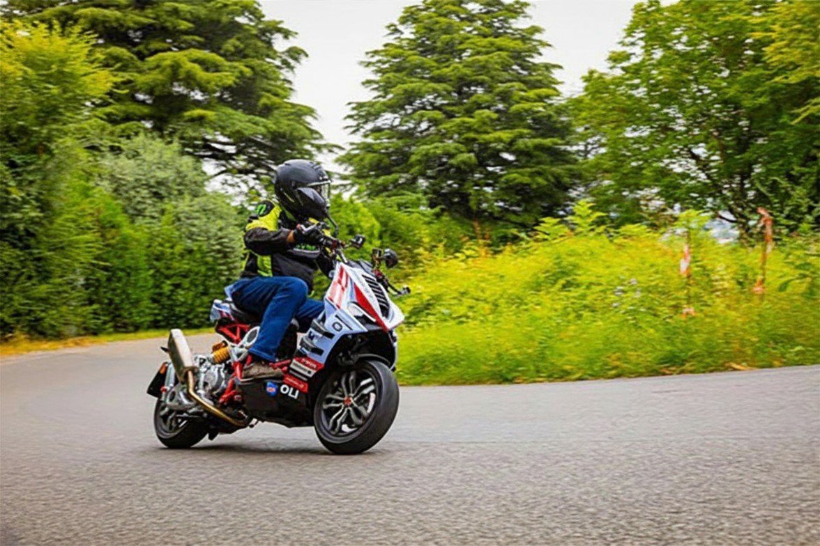 Italjet Dragster 300 Gresini Racing Tại Lâm Đồng - Chiếc Scooter Ý Khiến Dân Chơi Xe Phải Ngoái Nhìn