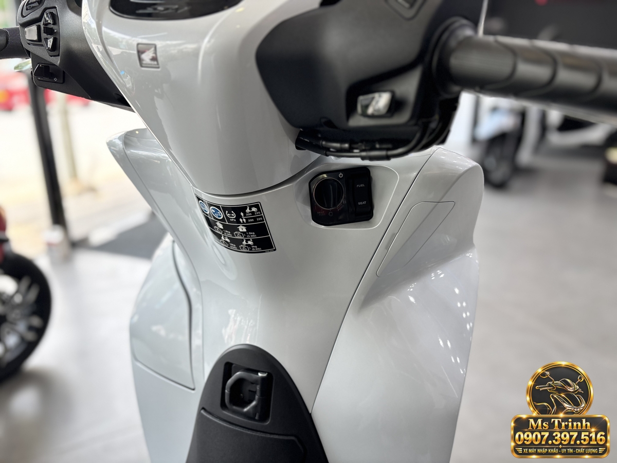 SH150i Ý 2027 màu trắng tại Lâm Đồng - Nhập khẩu nguyên chiếc, thiết kế sang trọng, giá tốt