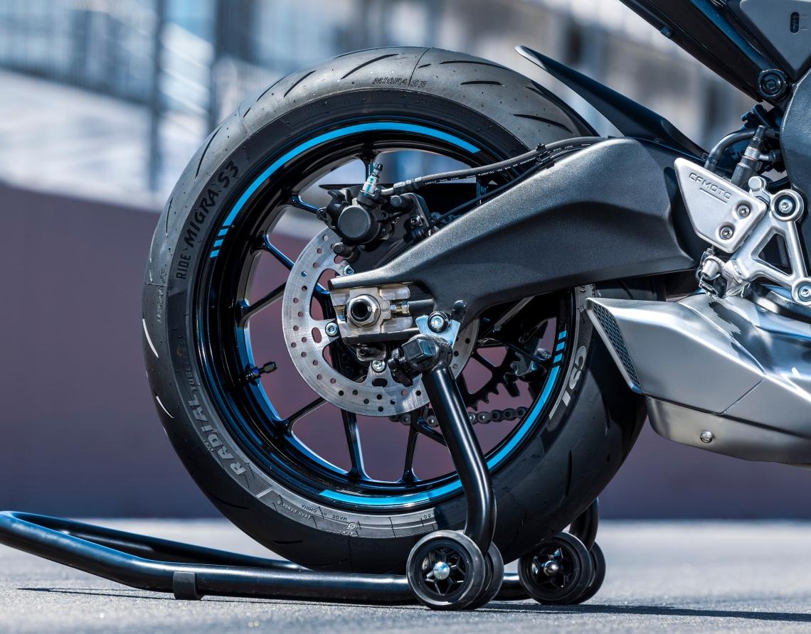 CF Moto 675SR-R 2025 3 Xi Lanh Ngang, Siêu Thể Thao, Giá Rẻ tại Lâm Đồng